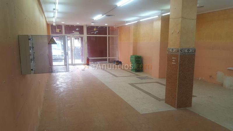 Local Comercial en alquiler en Calle Zafiro, Torrero - La Paz, Zaragoza