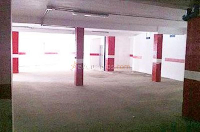 Local Comercial en venta en  MARMOLISTAS, Cruz de Humilladero, Málaga