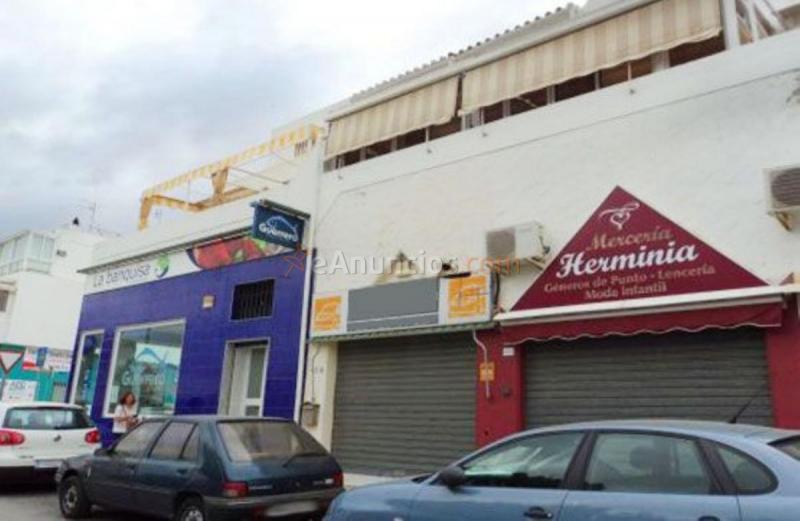 Local Comercial en venta en Avenida DE MADRID, Zona Hispanidad-Vivar Téllez, Vélez-Malaga