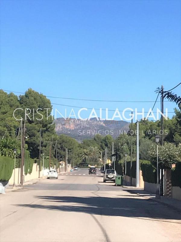 Casa en venta en Calle Olocau, Serra