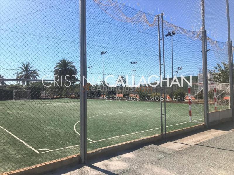 Casa en venta en Calle Olocau, Serra