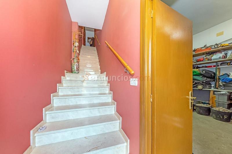 Adosado en venta en  Carrion de los Céspedes