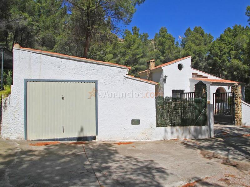 Adosado en venta en  Chulilla