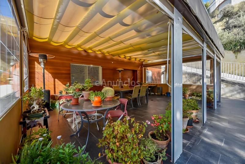 Adosado en venta en  Pinos-Genil