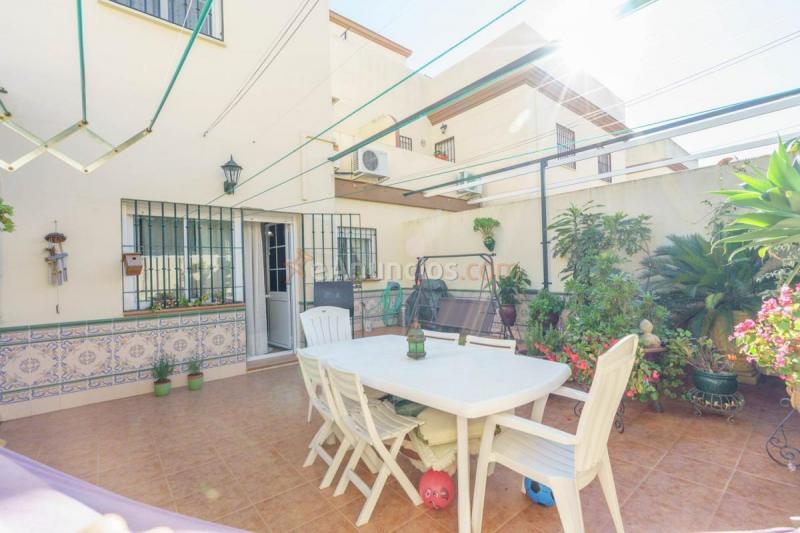 Adosado en venta en  Centro - Doña Mercedes, Dos Hermanas