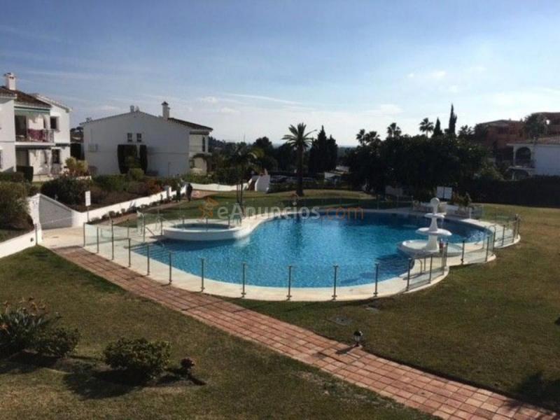 Apartamento en venta en Calle NISPERO, El Paraíso, Benahavís