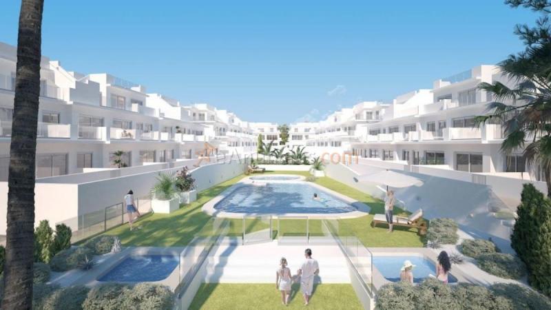 Apartamento en venta en Avenida D'Escandinvia, Monte Faro-Altomar, Gran Alacant