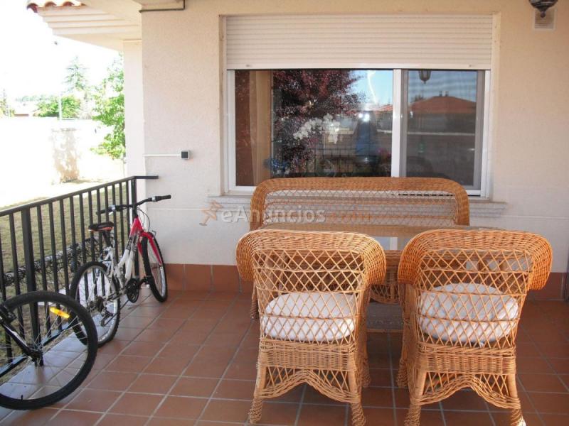 Casa en venta en Calle Acueducto, Villamayor