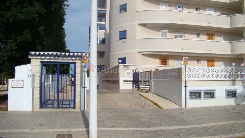 Apartamento en venta en Avenida costa blanca, Arenales del Sol