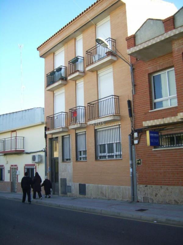 Apartamento en venta en Calle Villaluenga, Yuncler