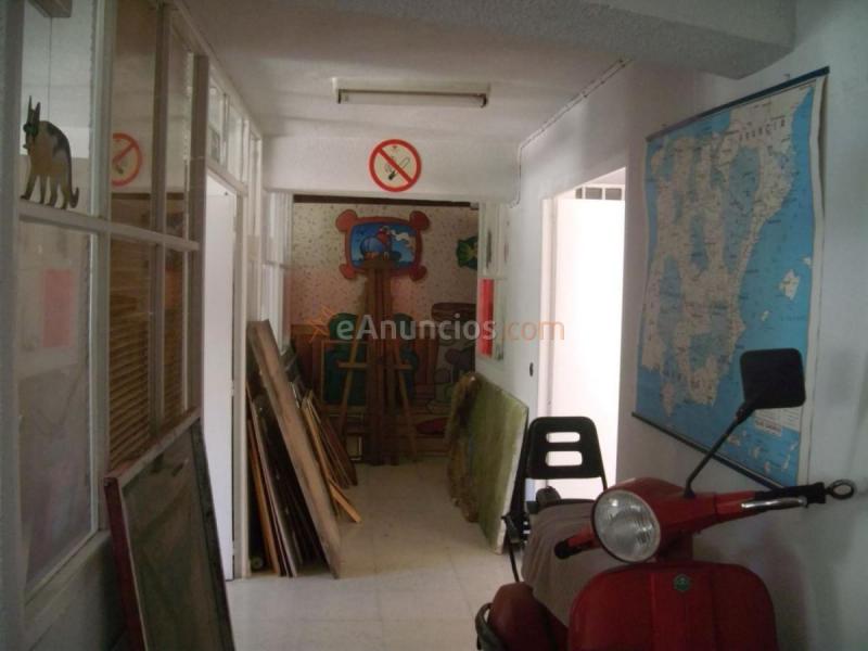 Local Comercial en venta en Calle tírvia, Moncloa, Madrid