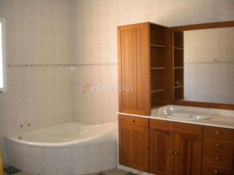 Adosado en venta en  Vilamarxant