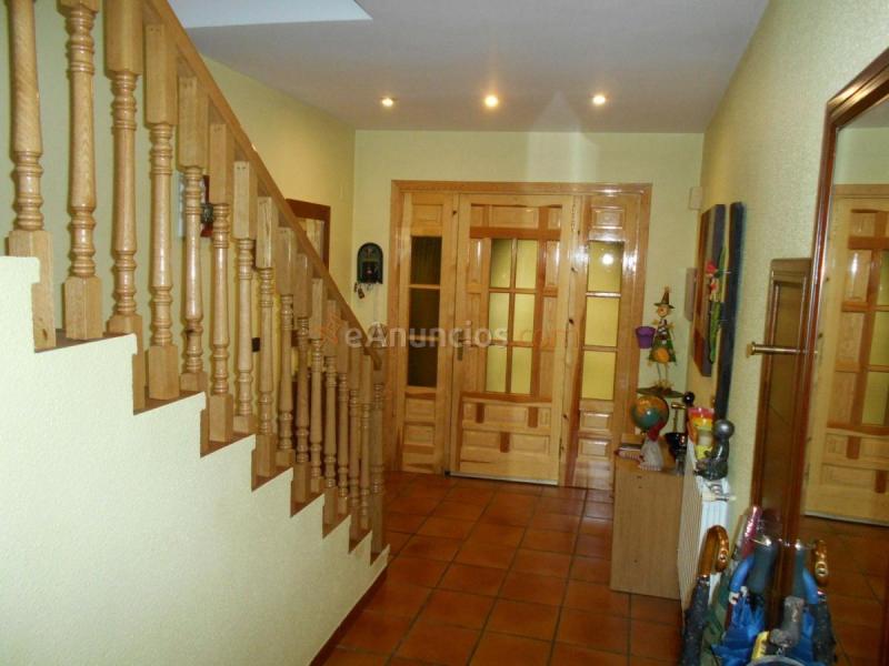 Adosado en venta en  Arruata, Torla