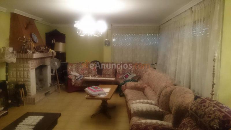 Adosado en venta en Paseo de la estación, Grijota