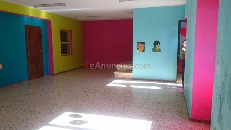 Local Comercial en alquiler en  Pontecesures