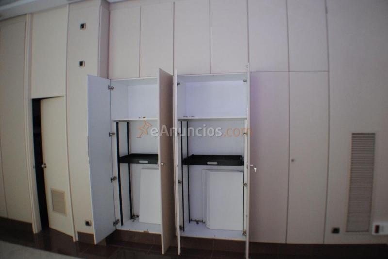 Local Comercial en alquiler en  Este, Gijón