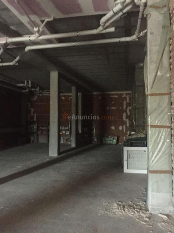 Local Comercial en alquiler en Avenida del Cantábrico, Casarrubuelos