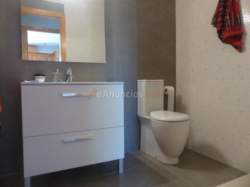 Adosado en venta en  Riba-Roja de Túria