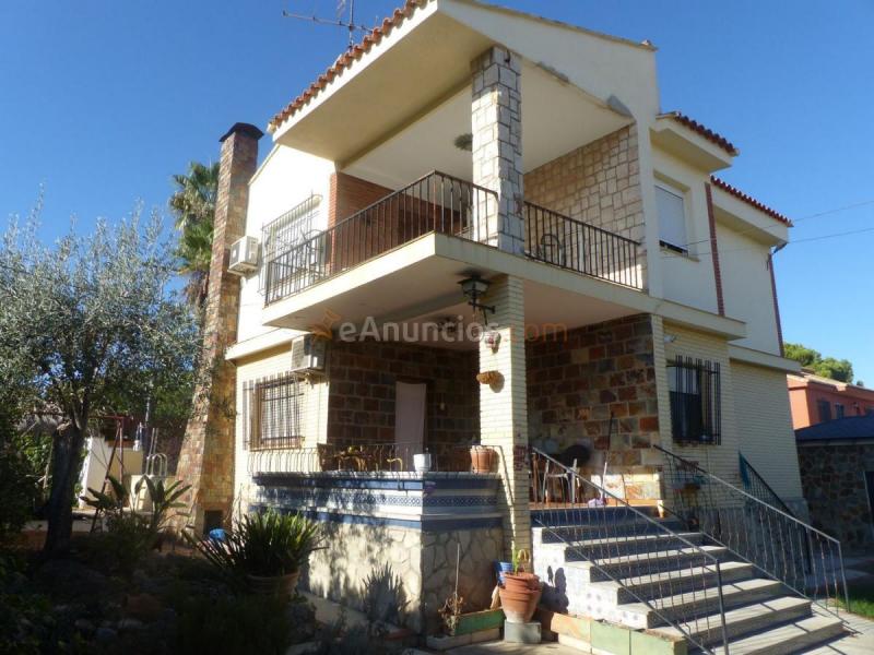 Adosado en venta en  Montealegre, L'Eliana