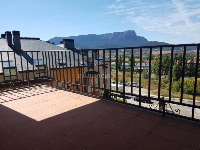 Apartamento en venta en Calle Calle Rapitán B, Casco Urbano, Jaca