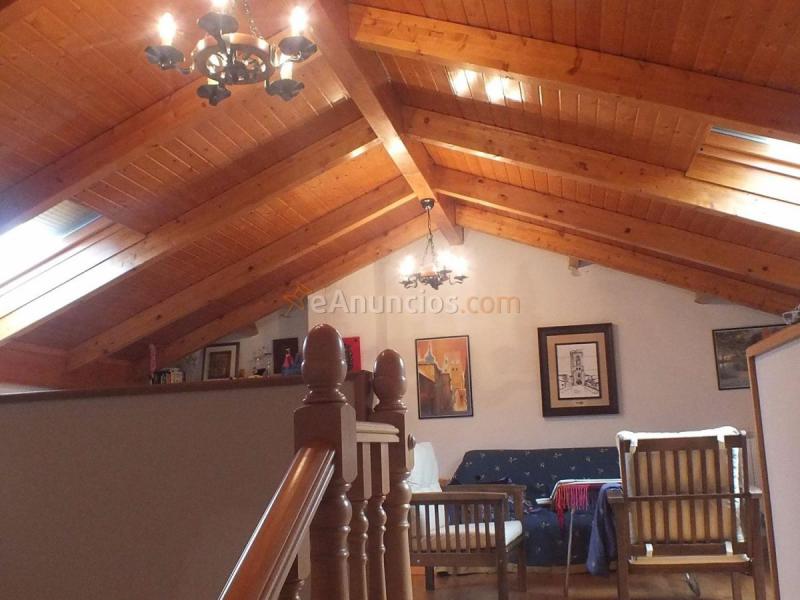 Casa en venta en Calle Azucena, Villamuriel de Cerrato