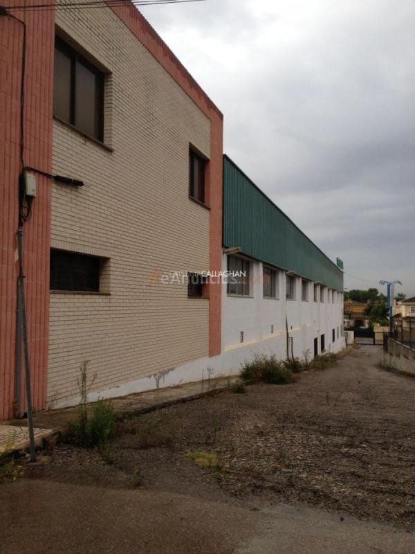 Edificio en venta en  TUEJAR, El Paraiso-Los Almendros, L'Eliana