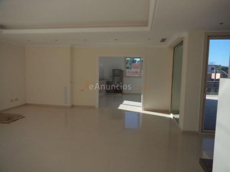 Adosado en venta en  L'Eixample, Sant Feliu de Guíxols