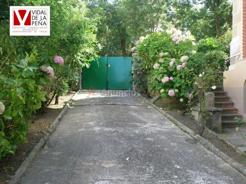Adosado en venta en  Joaquín Costa, El Sardinero, Santander