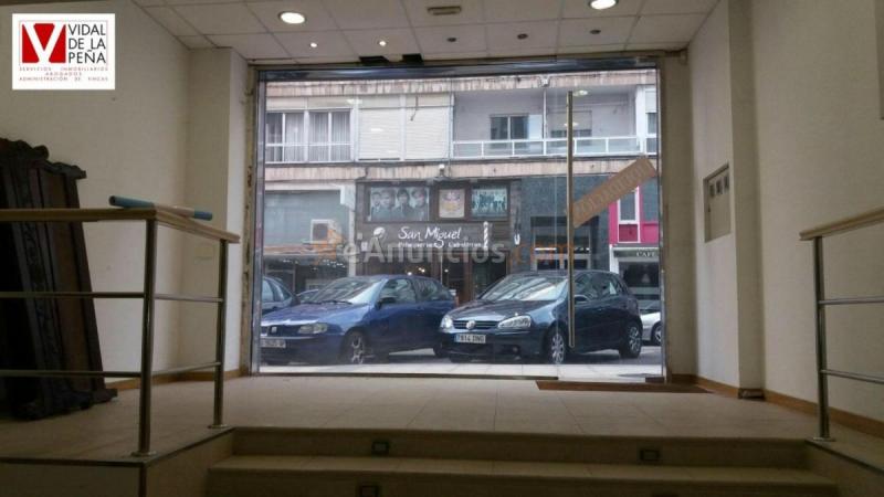 Local Comercial en venta en Calle Félix Apellaniz, Centro, Torrelavega