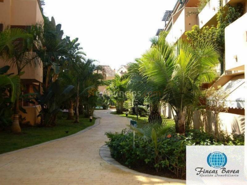 Apartamento en venta en  Las Chapas-El Rosario, Marbella