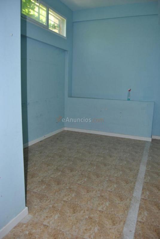 Local Comercial en alquiler en  Primera Fase - Nuevo Tres Cantos, Tres Cantos