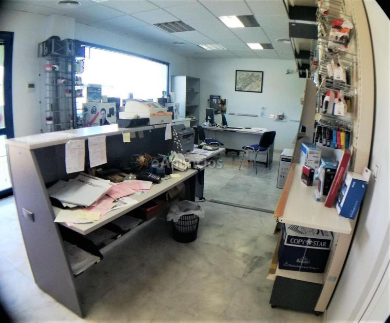 Local Comercial en alquiler en  Salteras