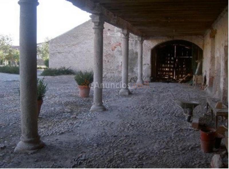 Casa Rural en venta en  Santa Maria la Real de Nieva