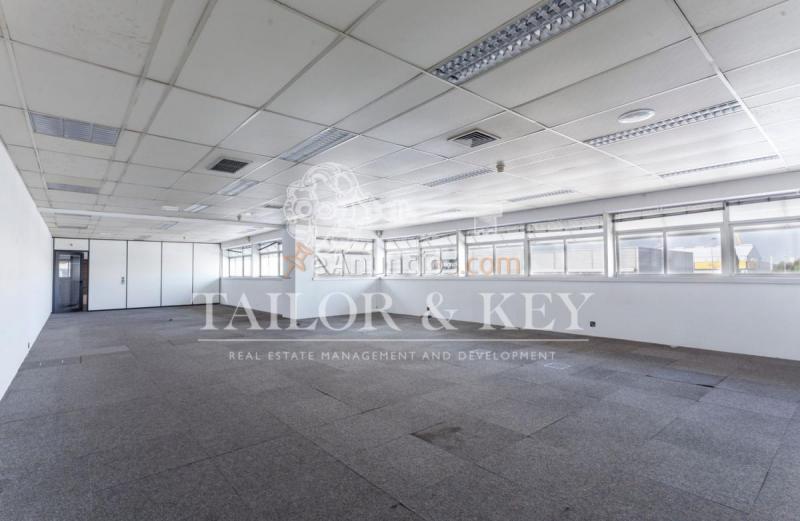 Edificio en alquiler en Calle Eje 6, Villa de Vallecas, Madrid