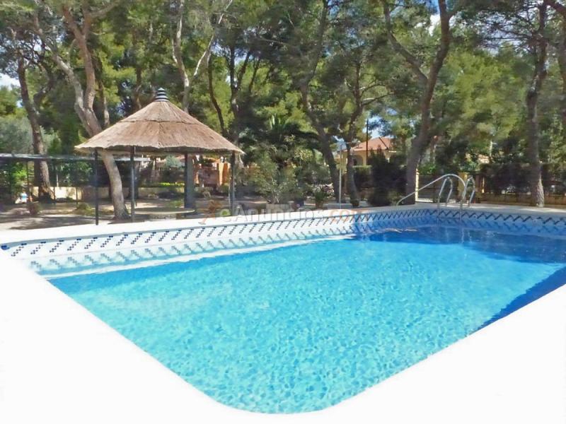 Adosado en venta en  Serra