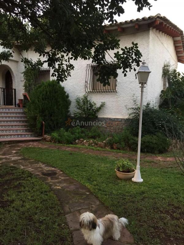 Adosado en venta en  San Antonio de Benagéber