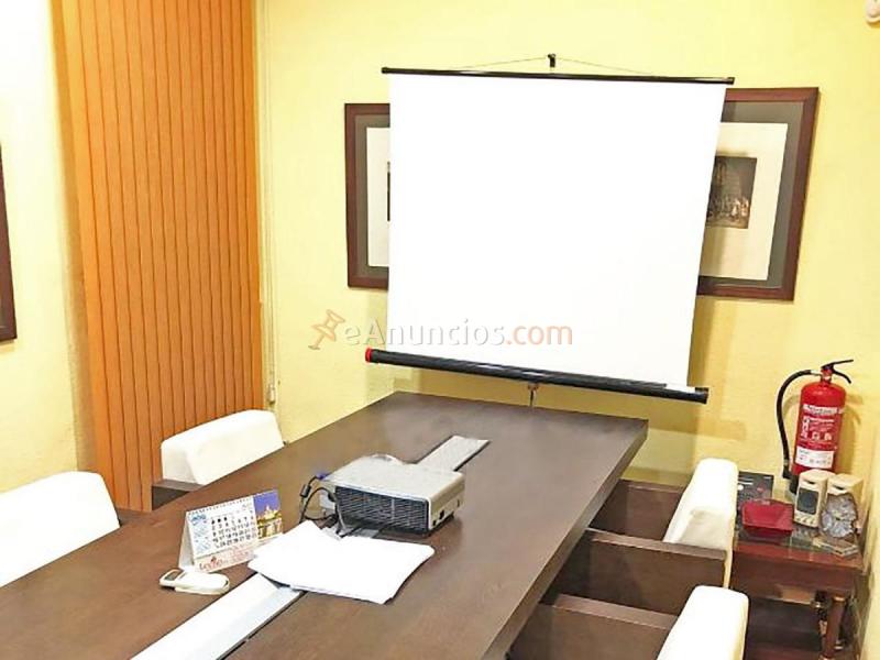 Local Comercial en venta en  El Pla del Real, Valncia