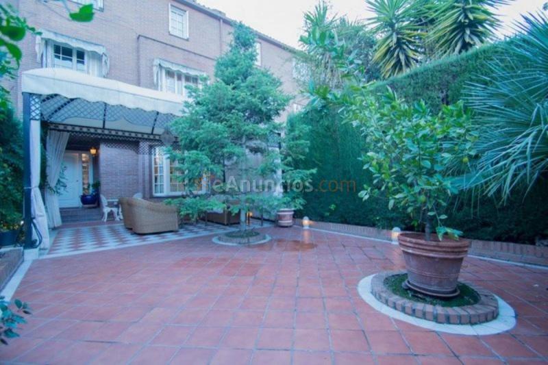 Adosado en venta en Avenida de andalucia, Barrio de los Periodistas, Granada