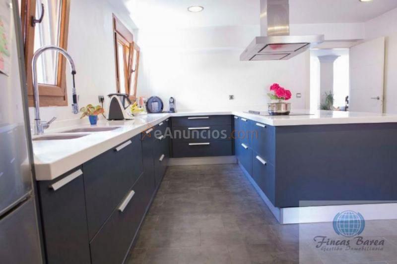 Adosado en venta en  Las Gaviotas, Fuengirola