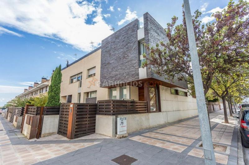 Adosado en venta en  Lourdes, Tudela