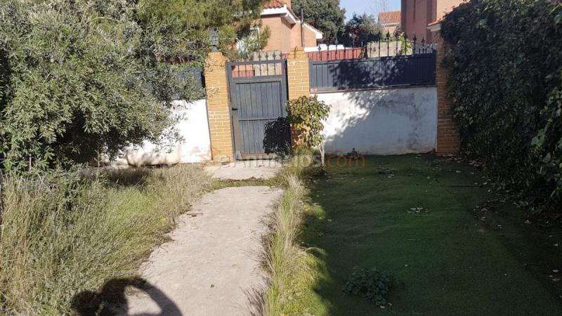 Adosado en venta en  LOS ABETOS, Pioz