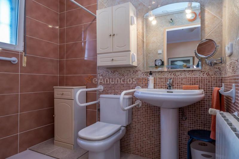 Adosado en venta en  Sanet y Negrals