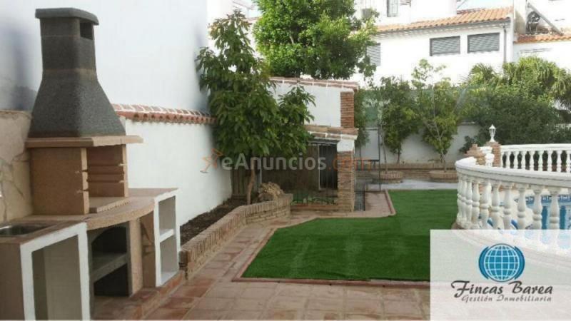 Adosado en venta en  Las Lagunas, Mijas