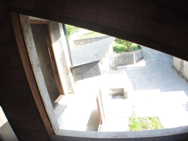 Adosado en venta en  Bergondo