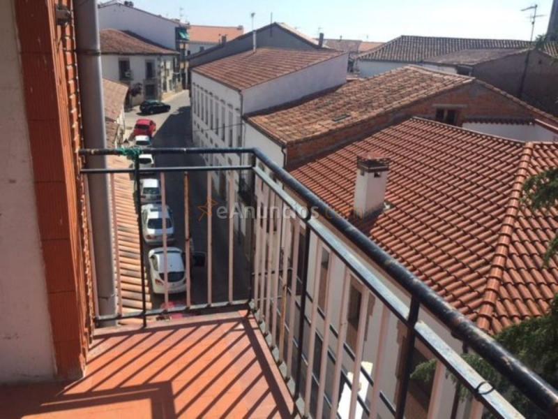 Apartamento en venta en Calle Ramon y Cajal, San Martín de Valdeiglesias