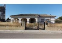 Adosado en venta en  Entrepinos, L'Eliana