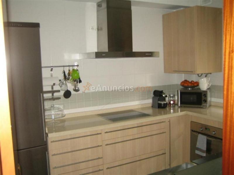 Casa en venta en  Albaida del Aljarafe