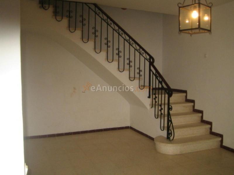 Adosado en venta en  Olivares