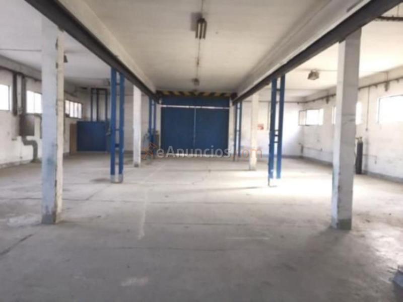 Edificio en venta en  Calle Chile, La Garena, Alcalá de Henares