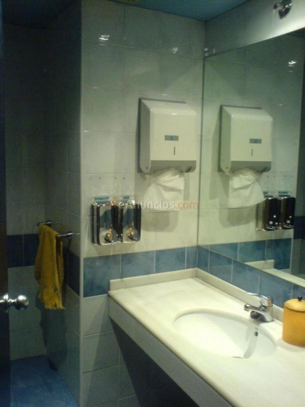 Local Comercial en venta en  Ensanche - Sar, Santiago de Compostela